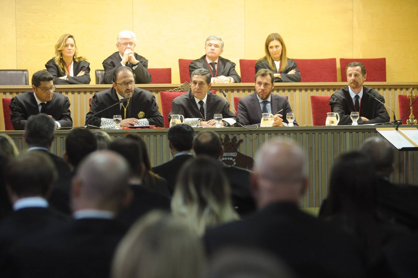 La Junta de Gobierno se renueva por mitades cada cuatro años