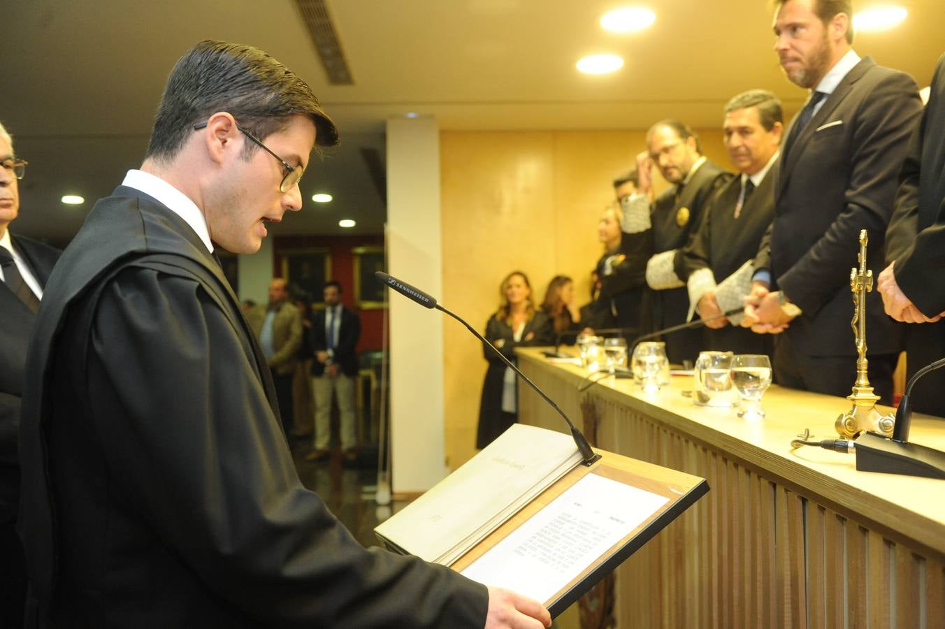 La Junta de Gobierno se renueva por mitades cada cuatro años