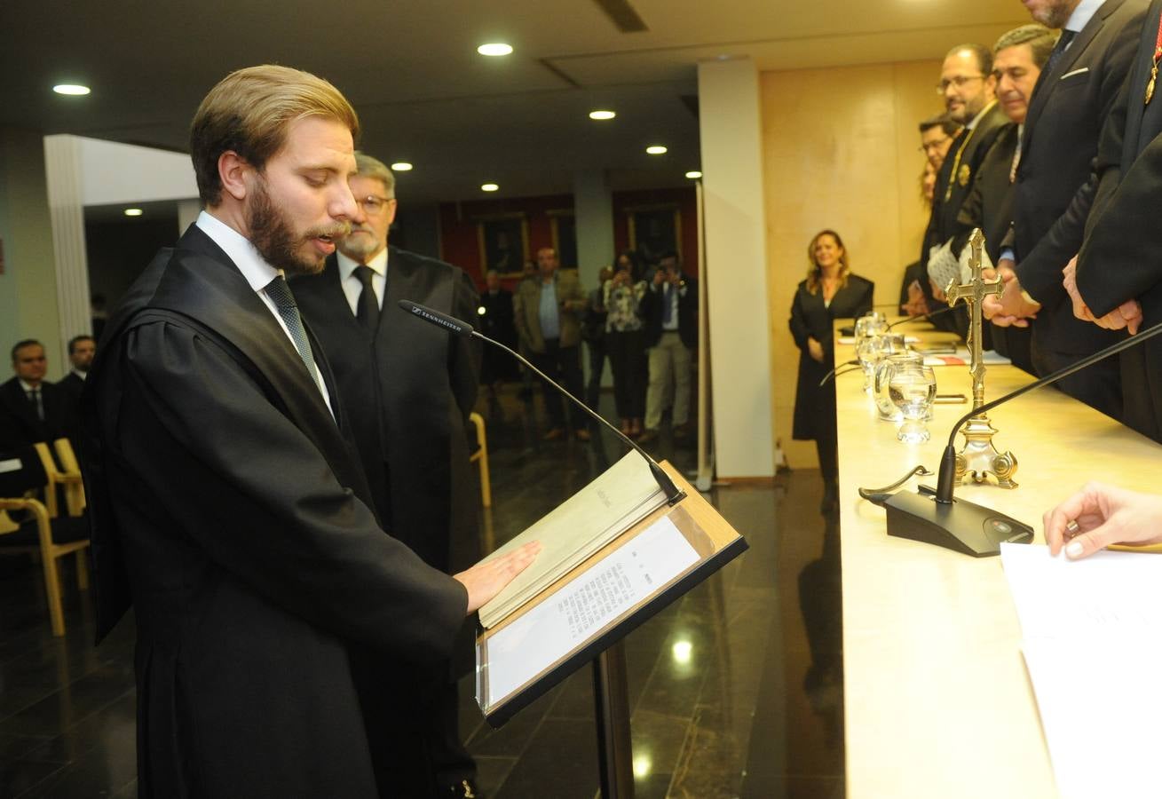 La Junta de Gobierno se renueva por mitades cada cuatro años