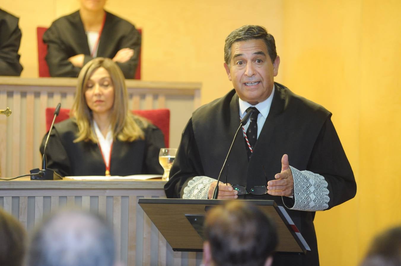 La Junta de Gobierno se renueva por mitades cada cuatro años