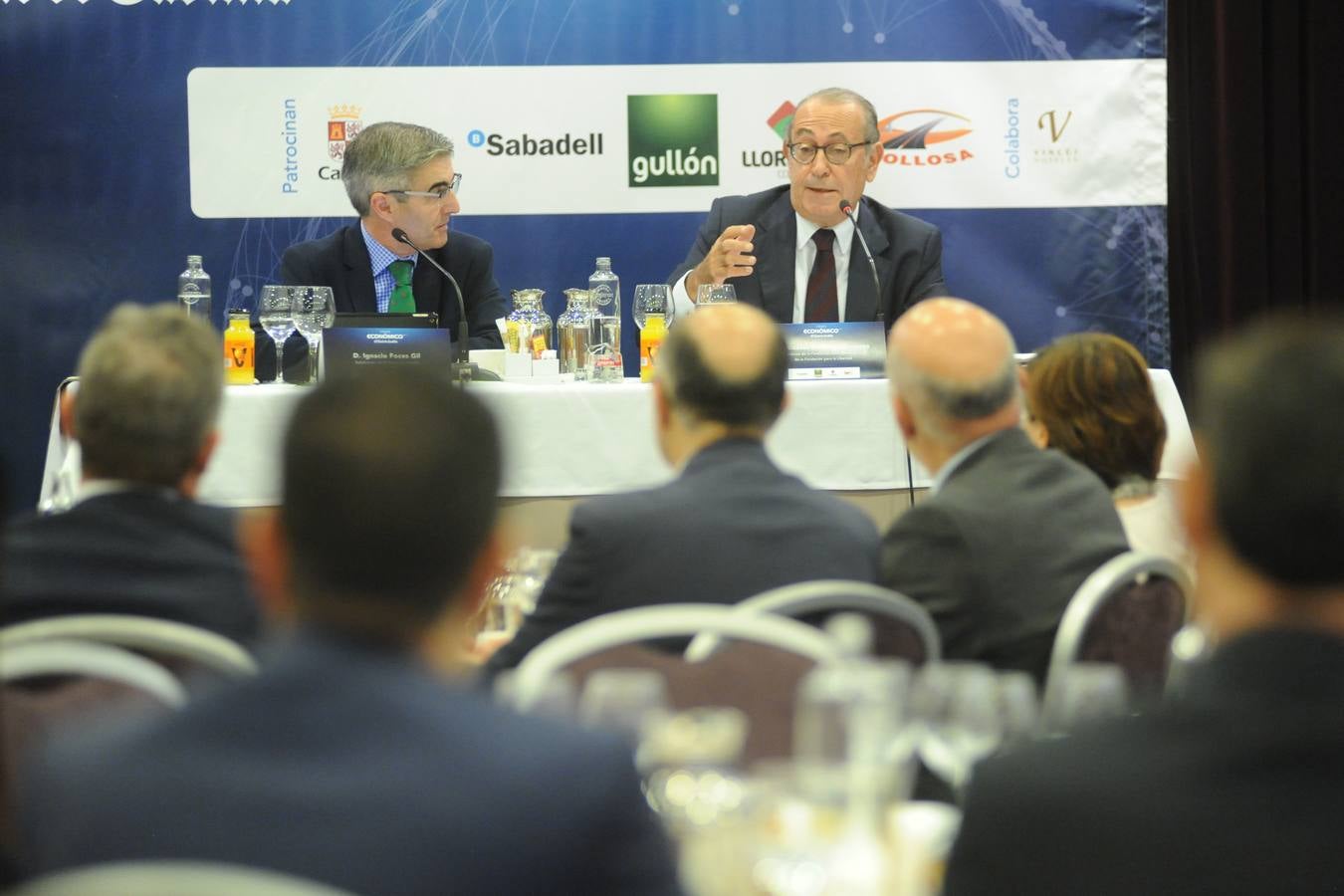 Fotos: Nicolás Redondo Terreros, en el Foro Económico de El Norte de Castilla