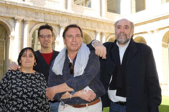 Sara Pérez Barreiro, Iván Rincón Borrego, Daniel Villalobos Alonso y Eusebio Alonso García, miembros del Grupo de Investigación Reconocido Arquitectura y Cine, de la Universidad de Valladolid.