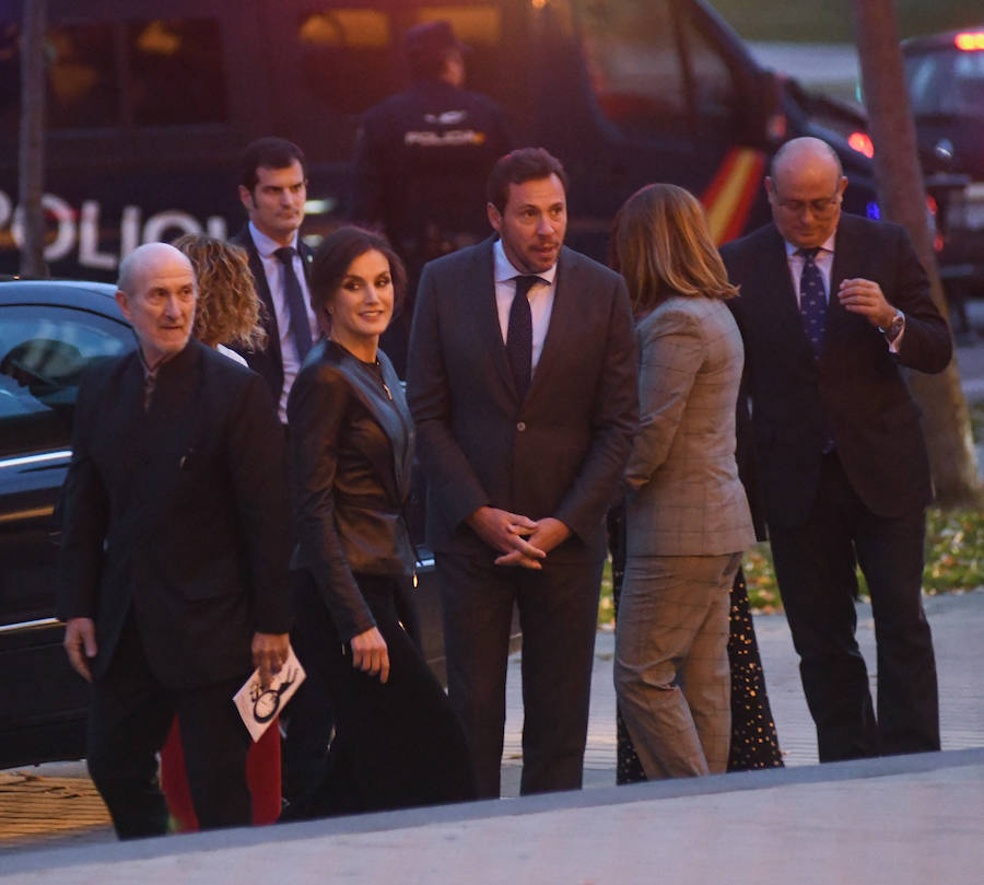 Fotos: Cientos de vallisoletanos reciben a la Reina Letizia