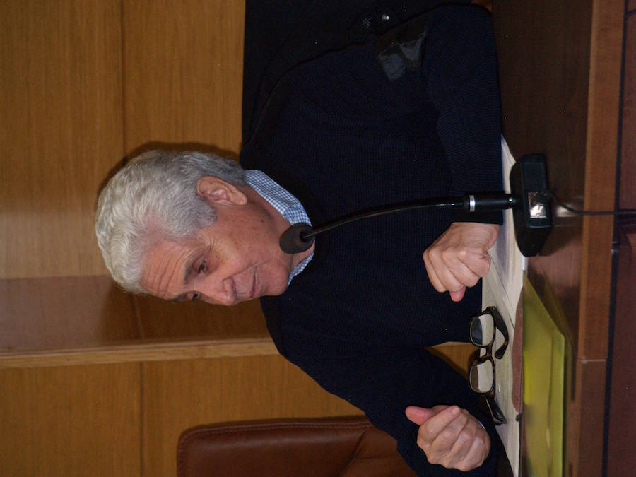 Fotos: Concesión titulo Hijo Predilecto de la Villa de Íscar a Joaquín Maldonado Macanaz