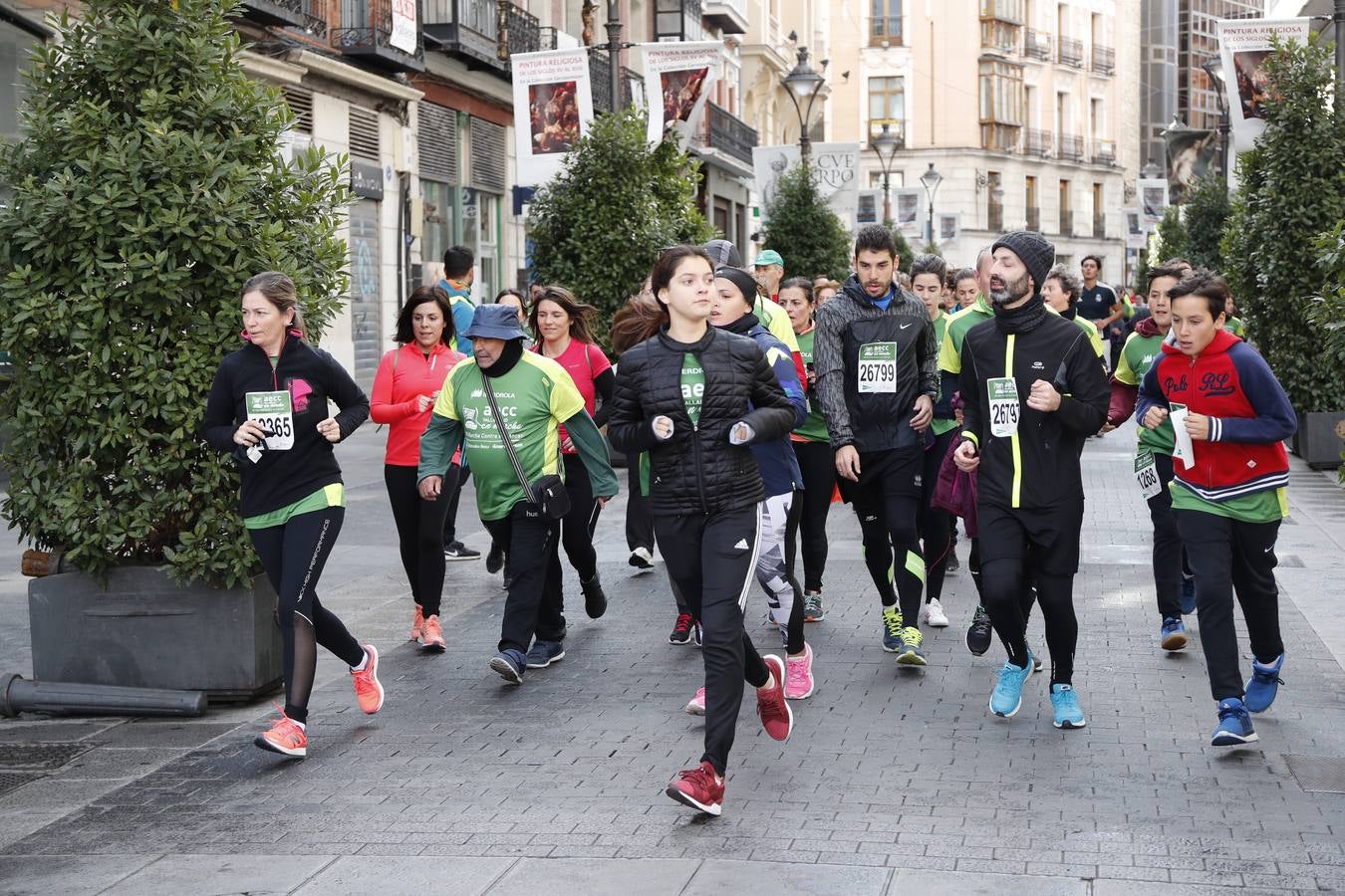 Fotos: Marcha contra el Cáncer en Valladolid (1)