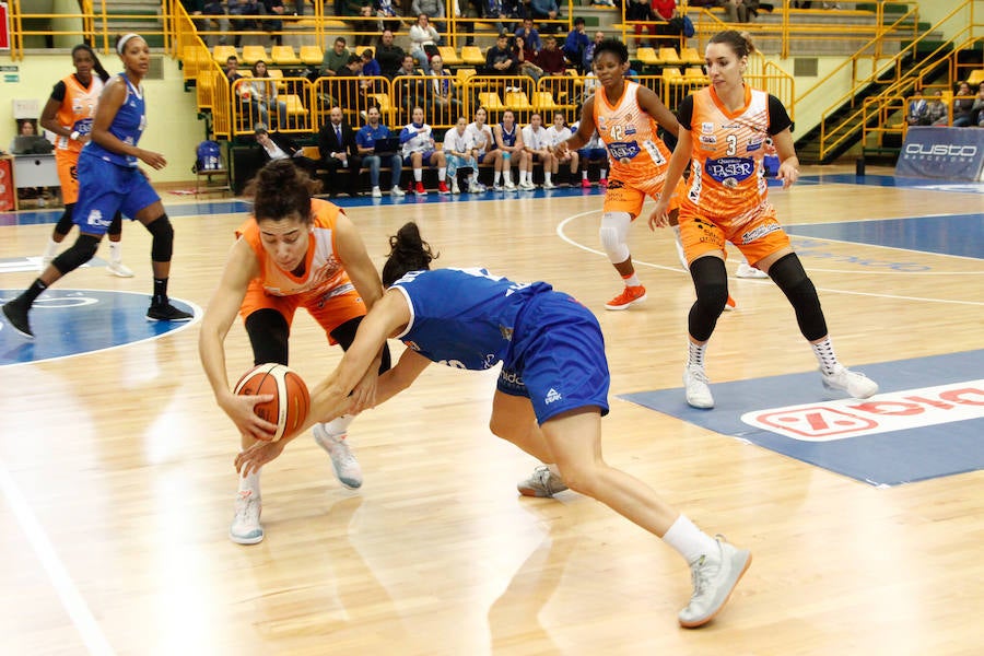 Fotos: Perfumerías Avenida se impone al Quesos El Pastor de Zamora (72-50)