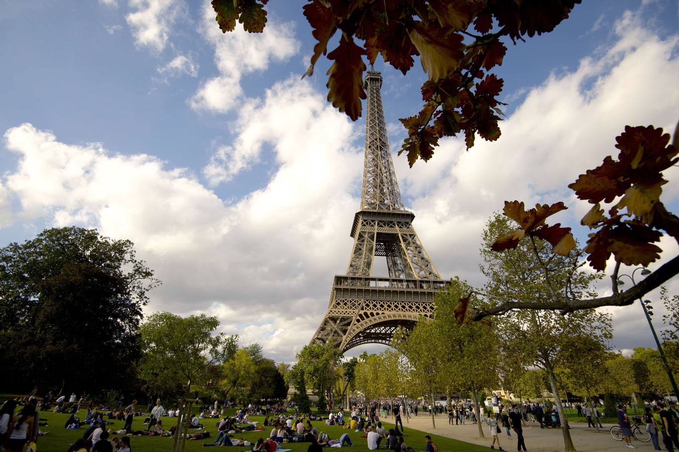 París. Más conocida como 'La ciudad del amor', está considerada como la ciudad más bella del mundo.