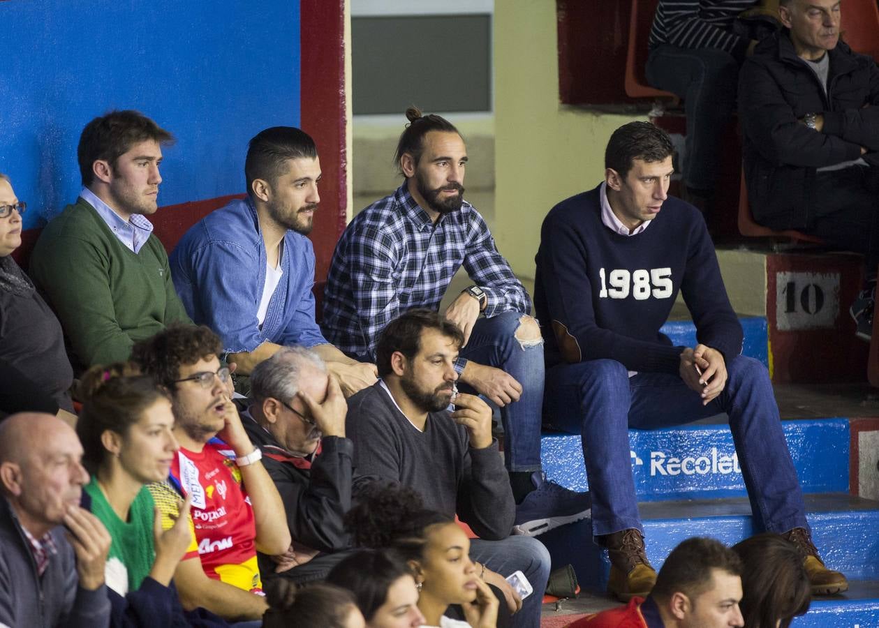 En una gran primera mitad excepcional y después supera el bache para alzarse con una merecida victoria en Huerta del Rey