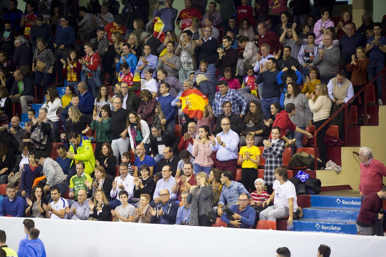 En una gran primera mitad excepcional y después supera el bache para alzarse con una merecida victoria en Huerta del Rey