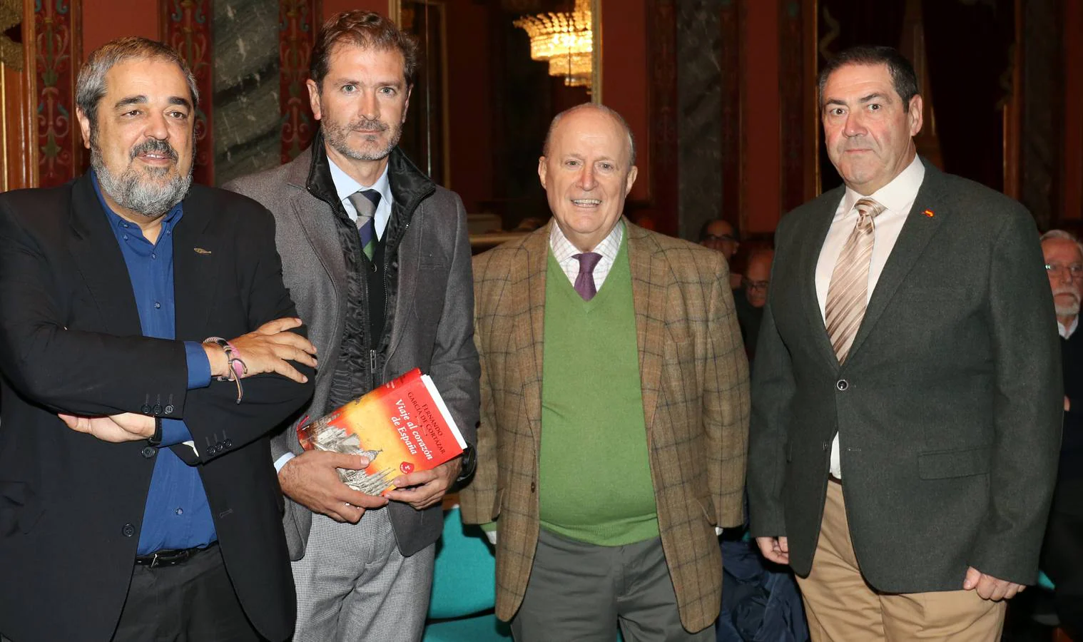 El historiador y jesuita ofreció una conferencia sobre su último libro, 'Viaje al corazón de España' en el Salón del Trono del Palacio Real de Valladolid