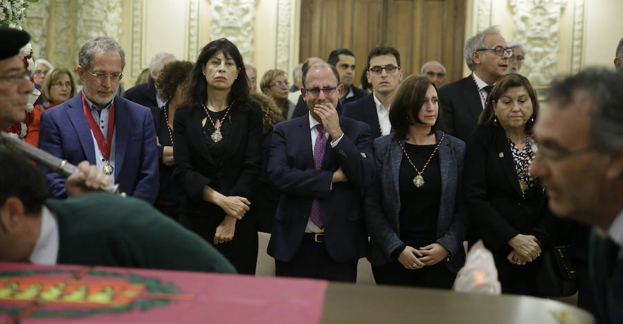 El Ayuntamiento de Valladolid acoge la capilla ardiente por el que fuera su alcalde entre 1979 y 1995