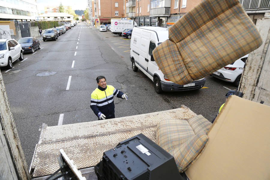 Fotos: Recogida de enseres en Palencia