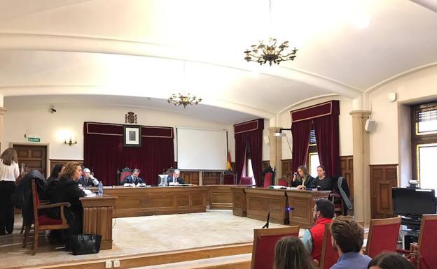 Un momento del juicio celebrado ayer en la sala de vistas de laAudiencia Provincial.