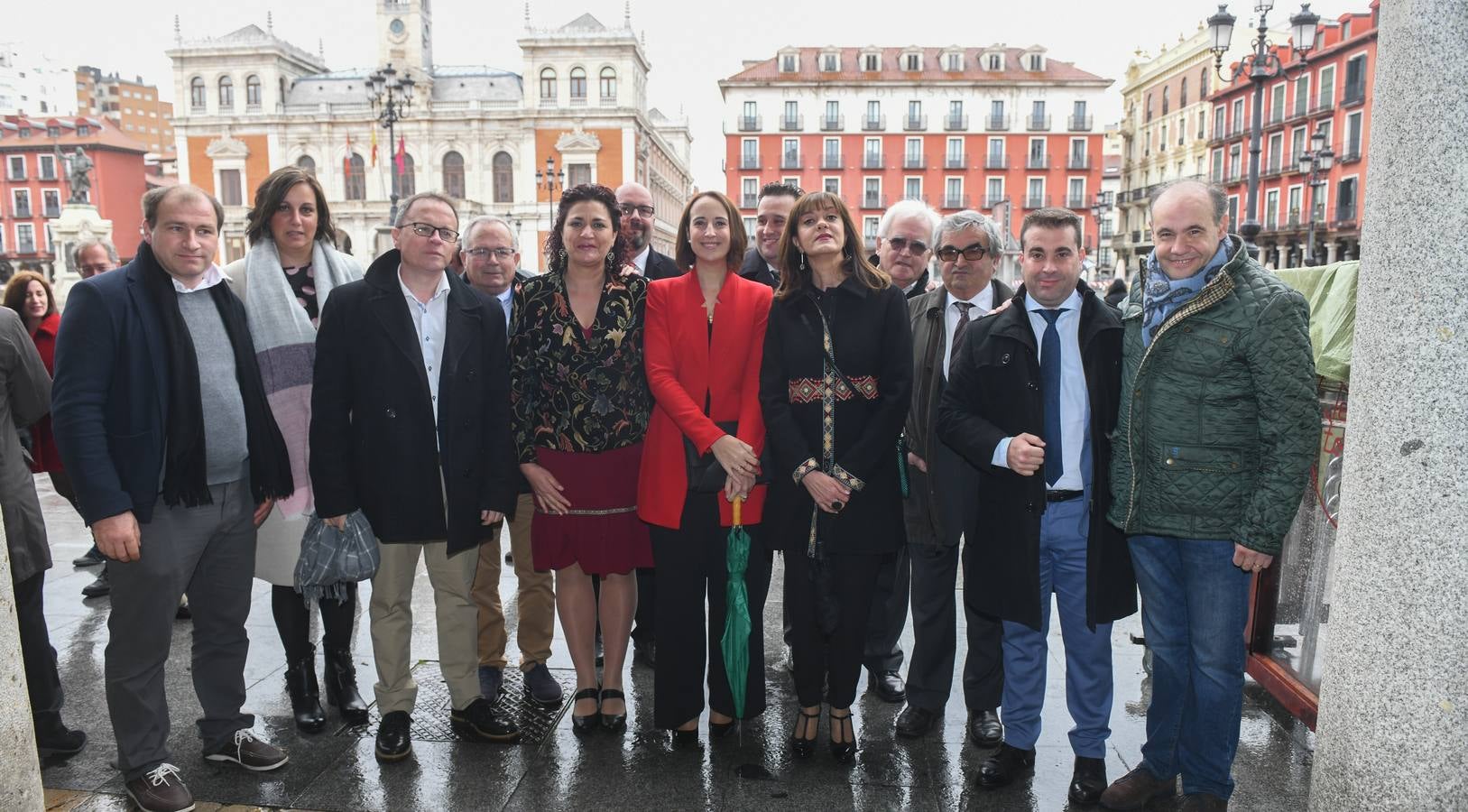 Fotos: Asistentes al acto del Día de la Provincia, en el Teatro Zorrilla de Valladolid