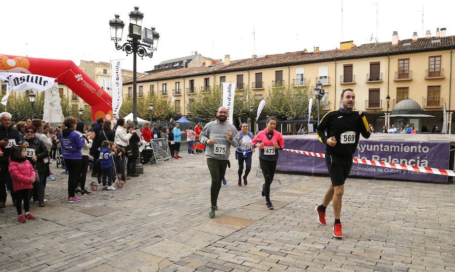 Fotos: Carrera-Marcha de El Norte de Castilla contra la violencia machista ( 1 )