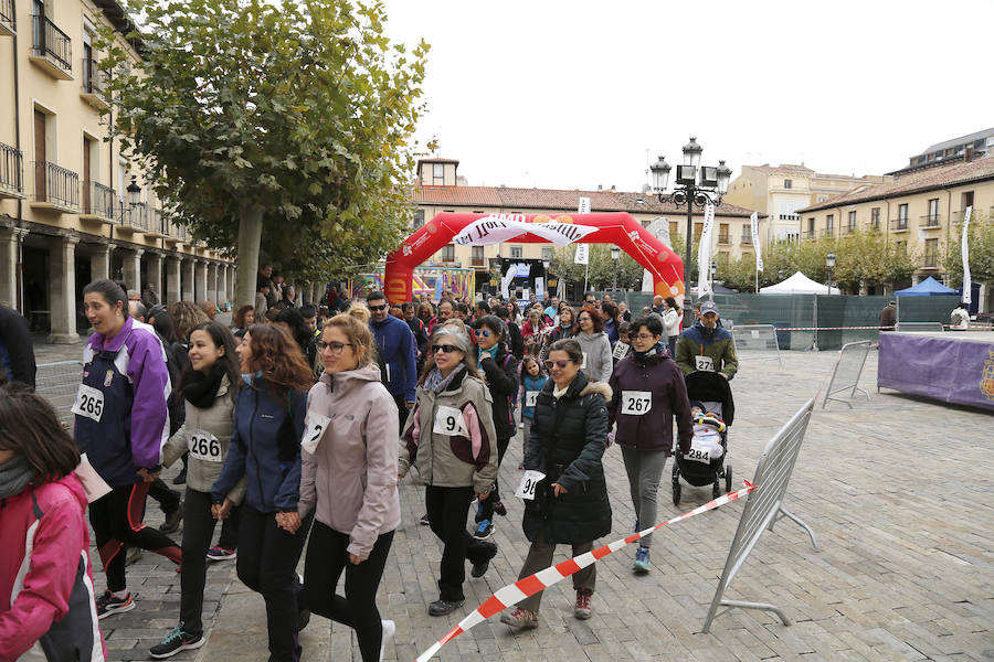 Fotos: Carrera-Marcha de El Norte de Castilla contra la violencia machista ( 2 )