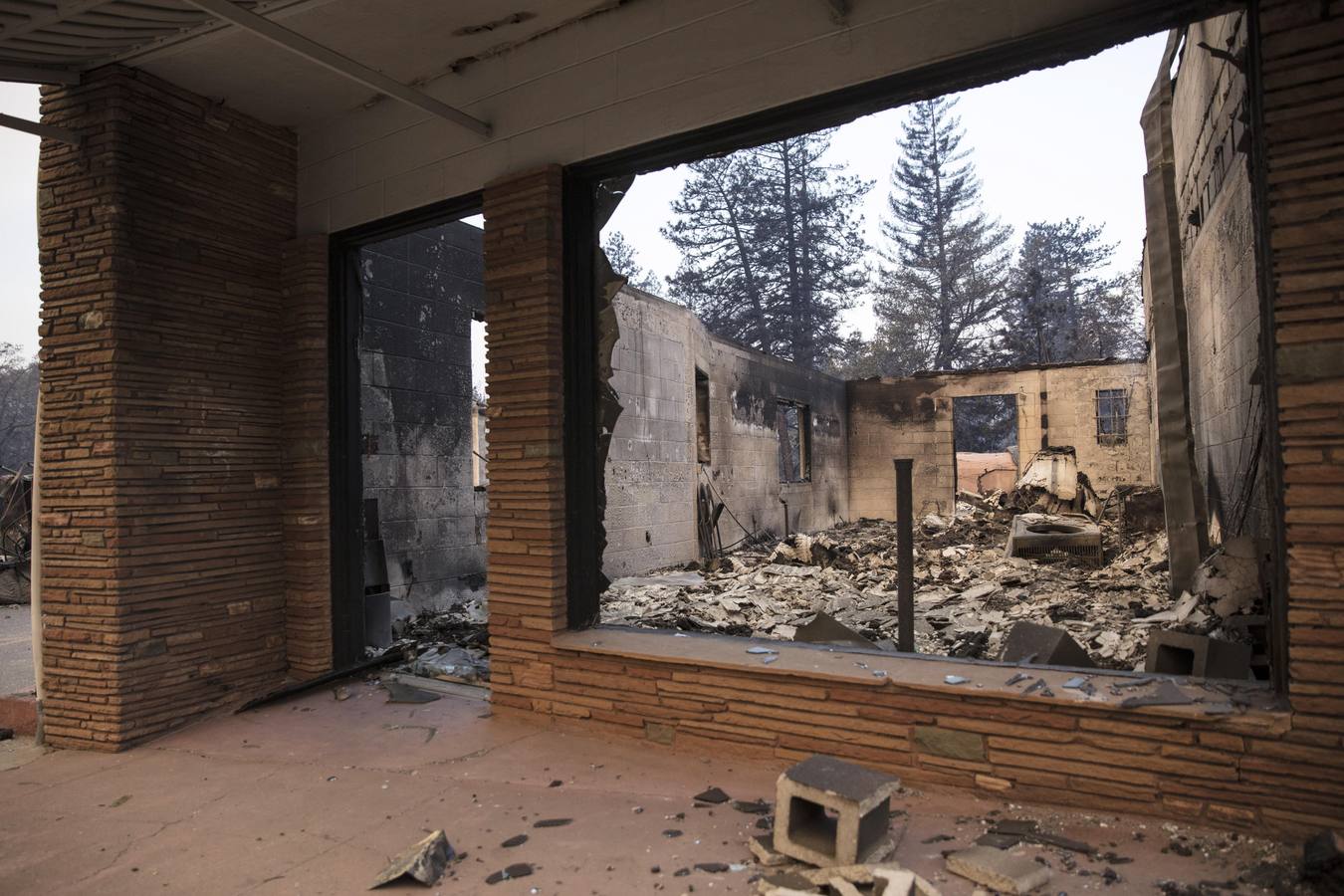 Los incendios forestales que desde el jueves arrasan California, se encuentran entre los más letales en Estados Unidos desde principios de los 90