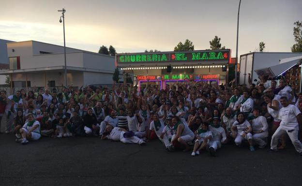 Imagen principal - Muere el conocido churrero Luis Ángel Caballero &#039;El Mara&#039;