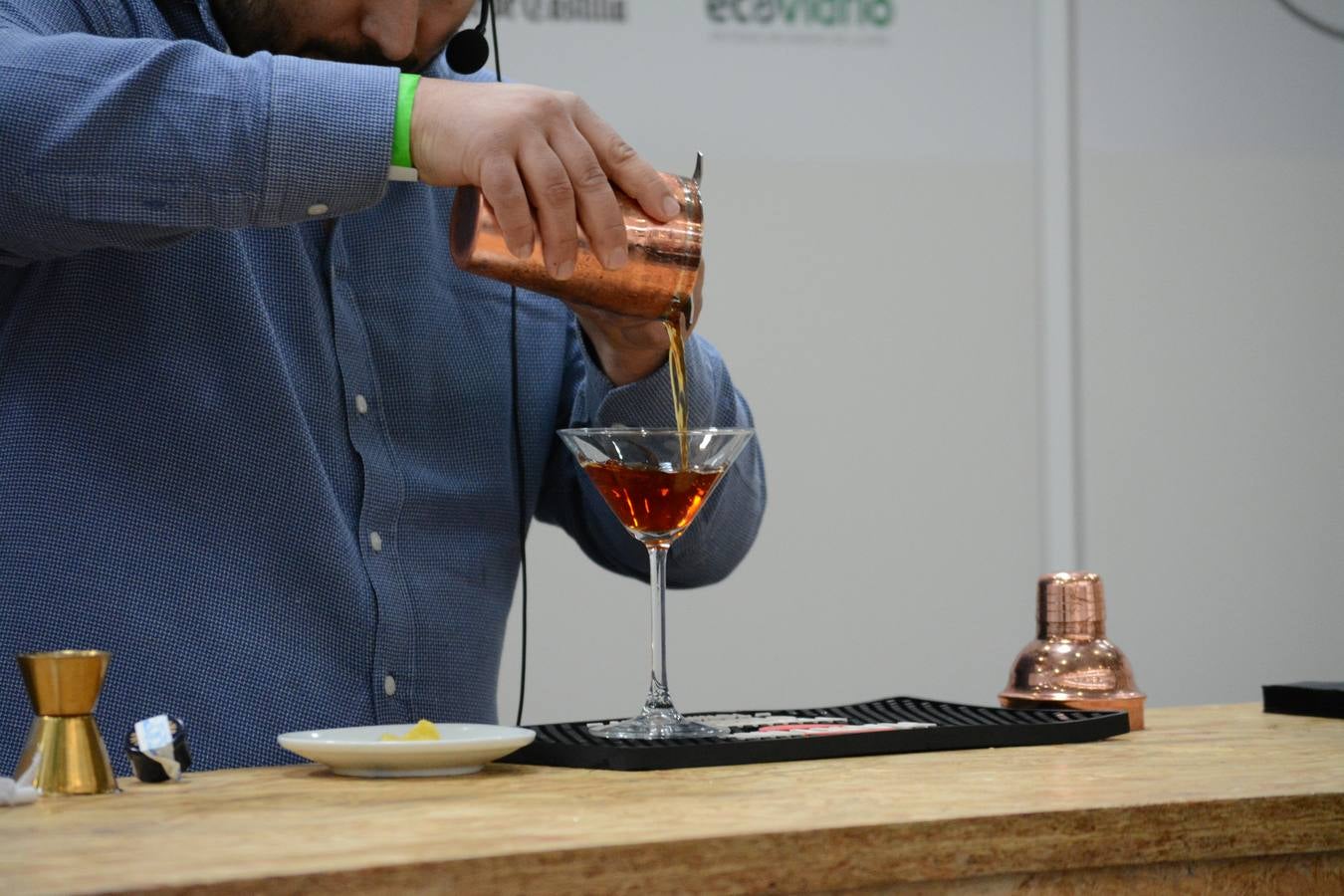 El establecimiento vallisoletano El Niño Perdido ha resultado ganador del primer premio tanto en el concurso provincial de Martinis como en el de Cócteles, mientras que Ambivium, situado en Peñafiel, se ha llevado el de mejor Combinado