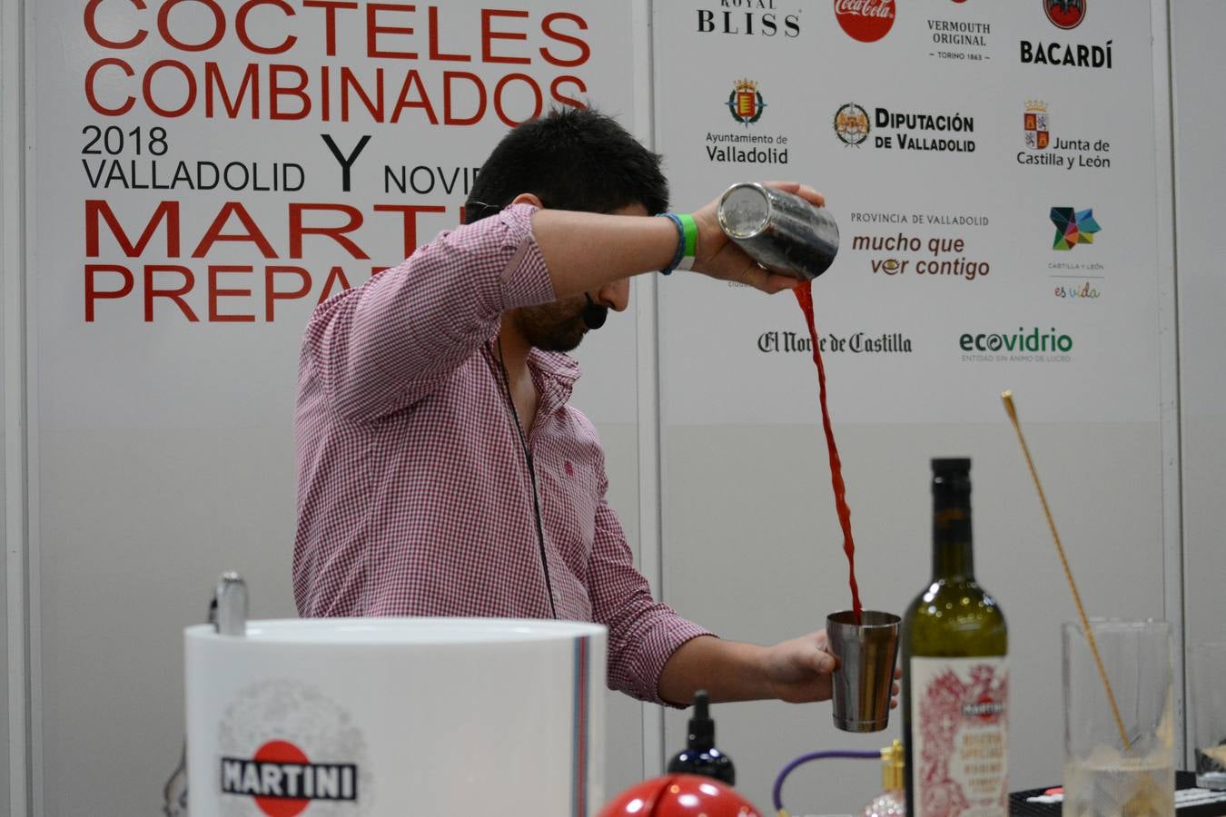 El establecimiento vallisoletano El Niño Perdido ha resultado ganador del primer premio tanto en el concurso provincial de Martinis como en el de Cócteles, mientras que Ambivium, situado en Peñafiel, se ha llevado el de mejor Combinado