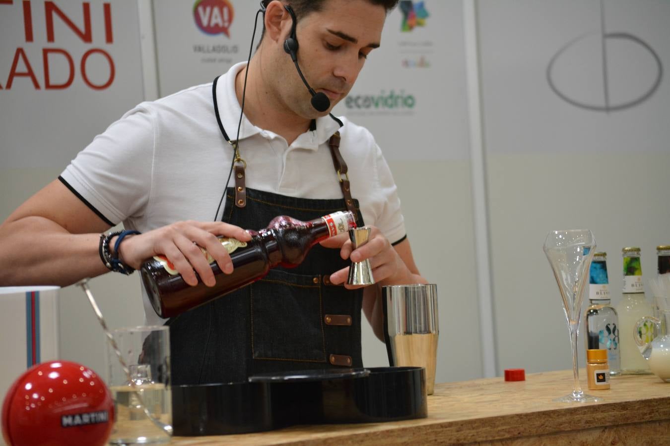 El establecimiento vallisoletano El Niño Perdido ha resultado ganador del primer premio tanto en el concurso provincial de Martinis como en el de Cócteles, mientras que Ambivium, situado en Peñafiel, se ha llevado el de mejor Combinado