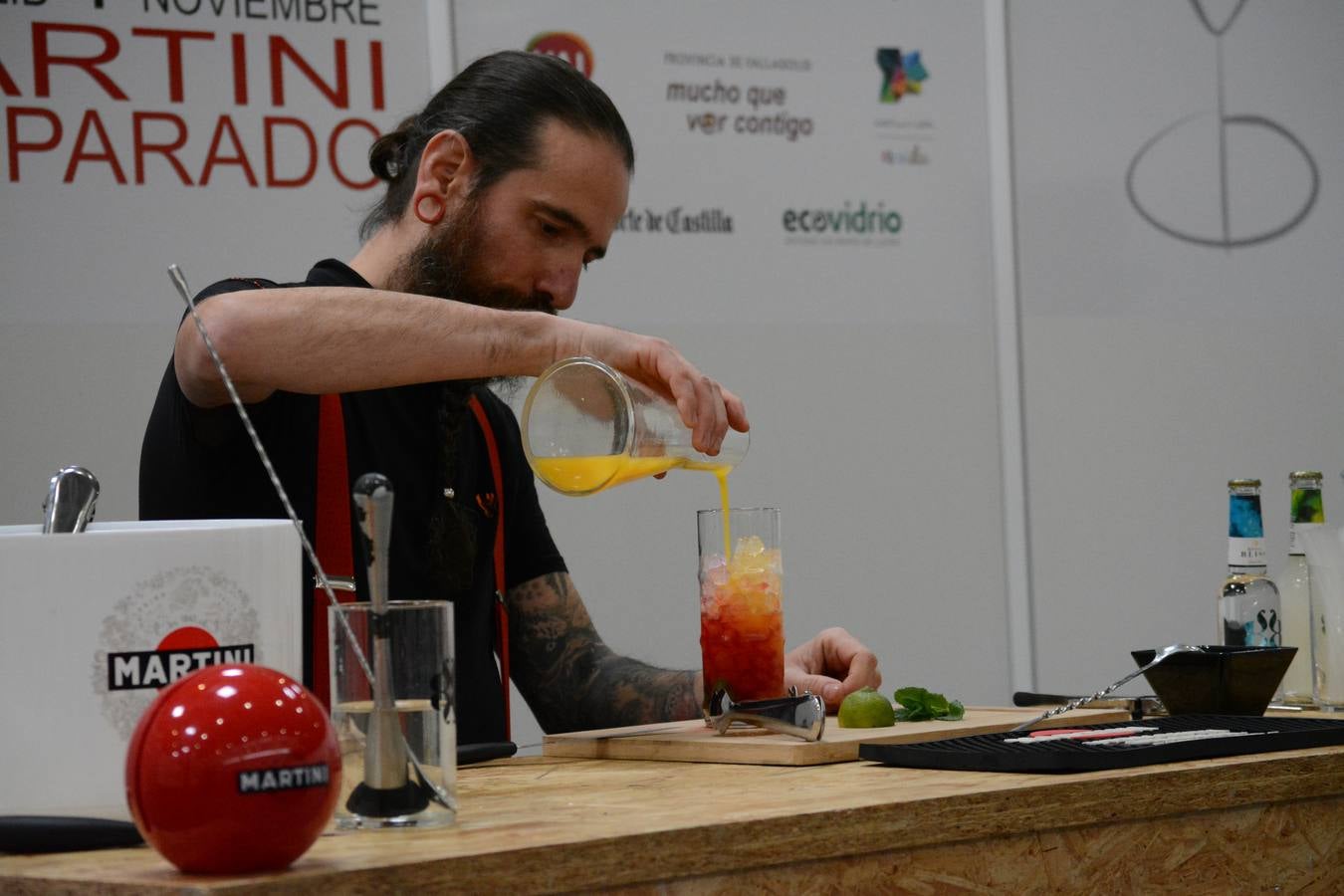 El establecimiento vallisoletano El Niño Perdido ha resultado ganador del primer premio tanto en el concurso provincial de Martinis como en el de Cócteles, mientras que Ambivium, situado en Peñafiel, se ha llevado el de mejor Combinado