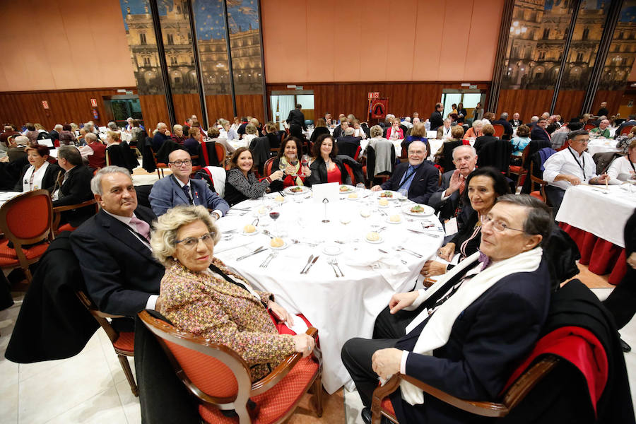 Fotos: Multitudinaria cena de cientos de capistas llegados de toda España en Salamanca