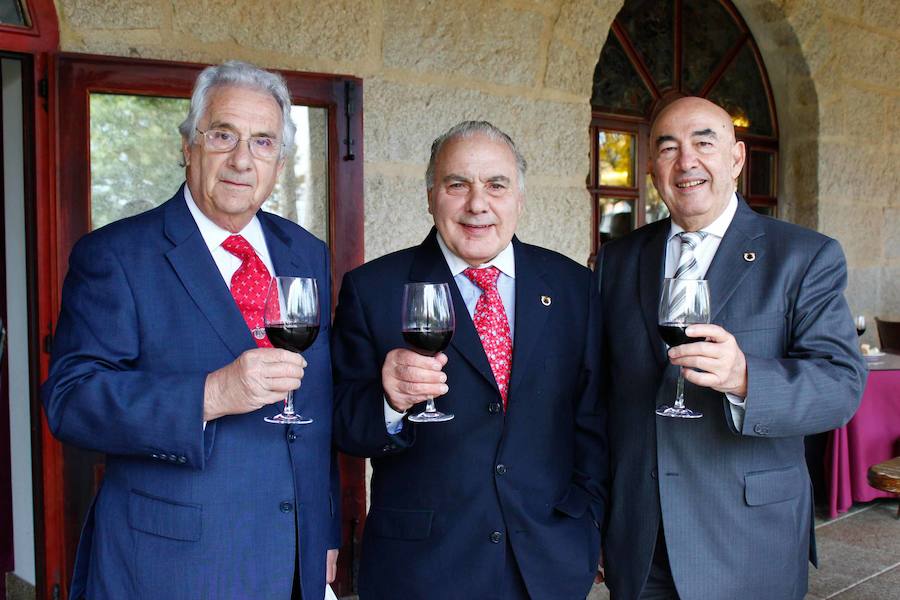 Fotos: Comida y visita de los capitas a La Alberca