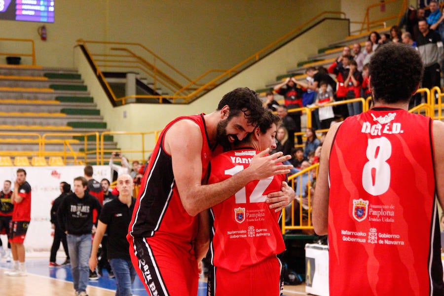 Fotos: CB Tormes-Basket Navarra
