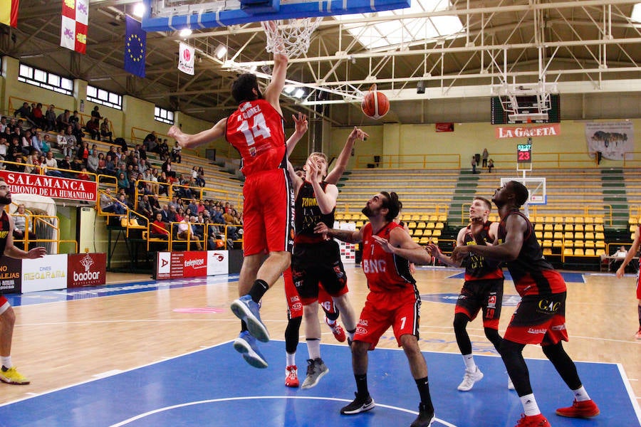Fotos: CB Tormes-Basket Navarra