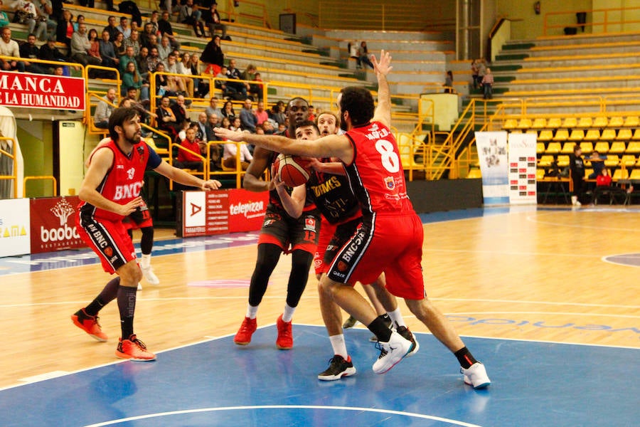 Fotos: CB Tormes-Basket Navarra