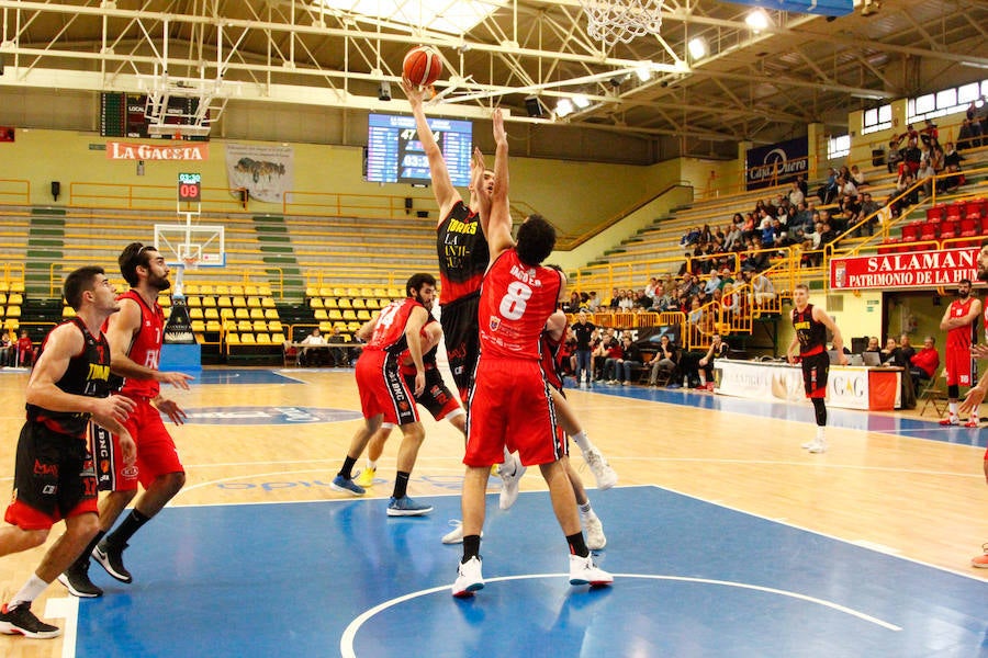 Fotos: CB Tormes-Basket Navarra