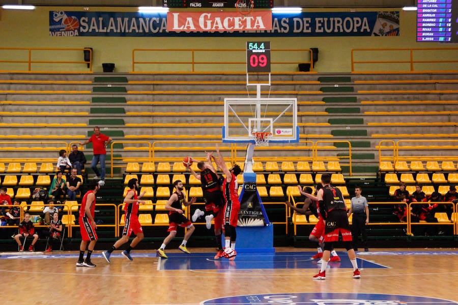 Fotos: CB Tormes-Basket Navarra
