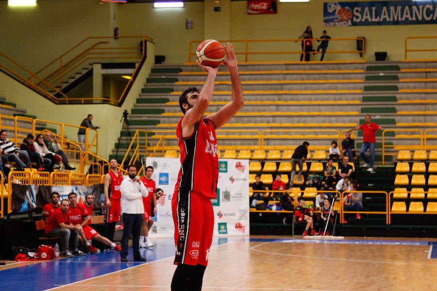 Fotos: CB Tormes-Basket Navarra