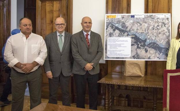 Un momento de la presentación del nuevo proyecto en la Subdelegación del Gobierno en Salamanca.