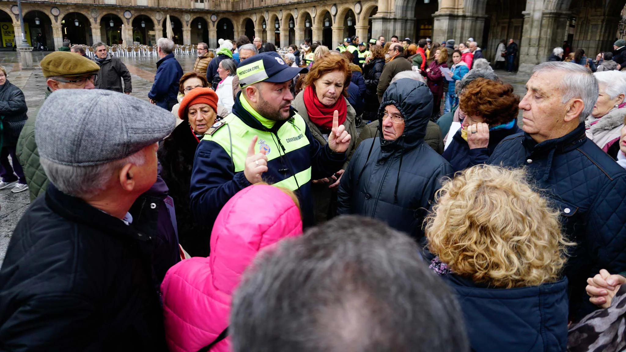 Continúa la búsqueda de José Antonio Martínez Bolos, el hombre de 72 años enfermo de Alzheimer y desaparecido hace ya seis días en la calle Azafranal