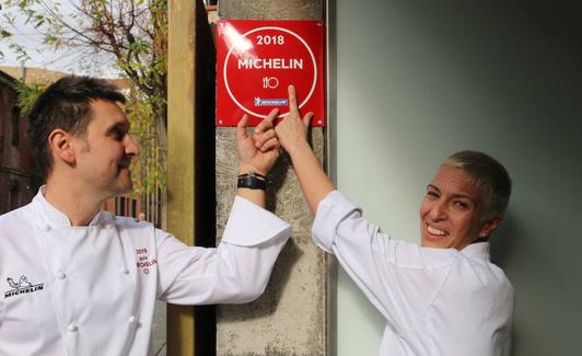 Juanjo y Yolanda entran en el firmamento de las estrellas Michelin. 