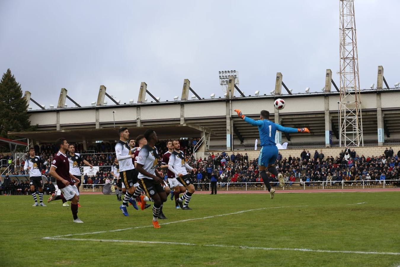 Fotos: Unionistas y Salamanca CF firman tablas en el derbi (1-1)