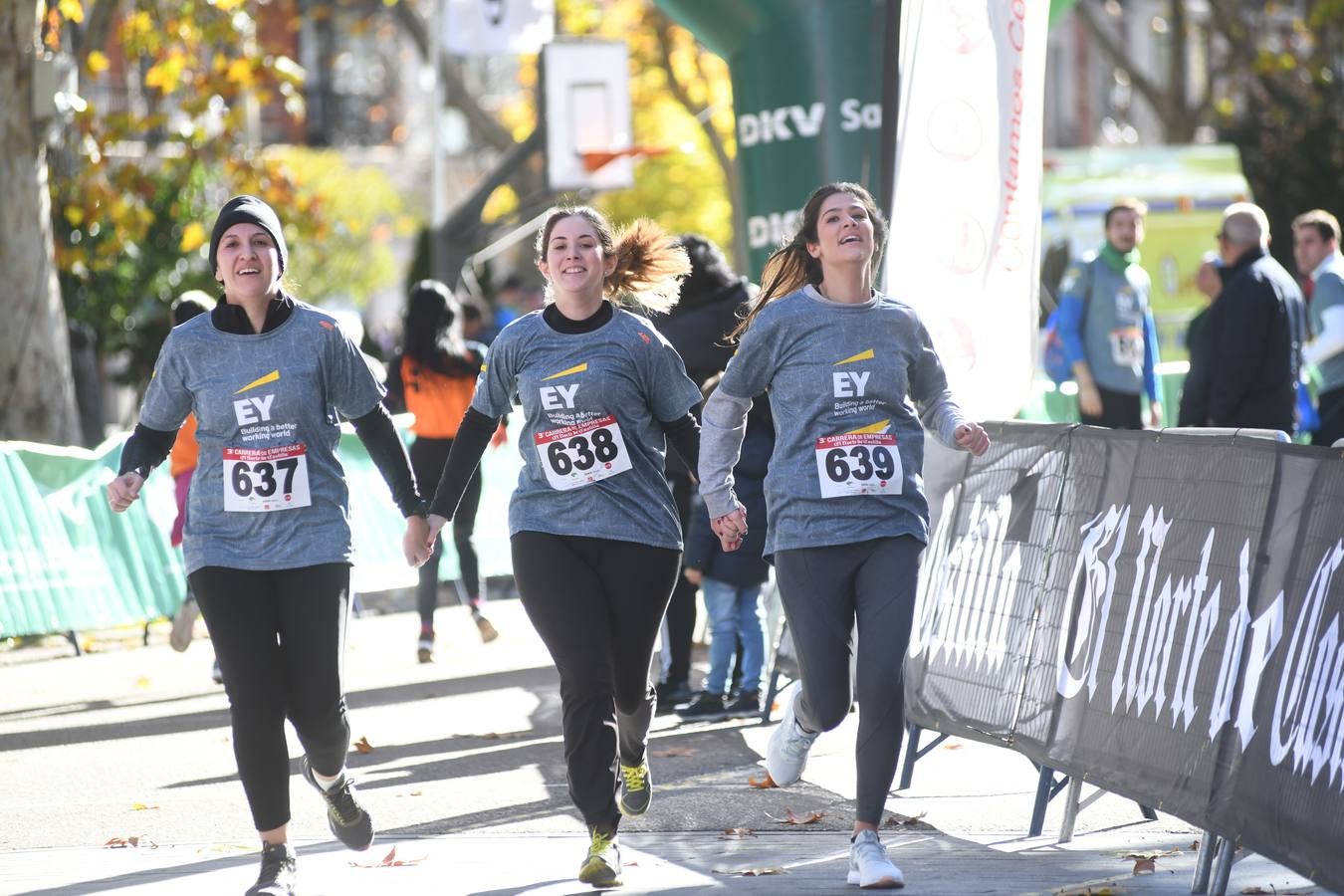 Fotos: III Carrera de Empresas de El Norte de Castilla (2/2)