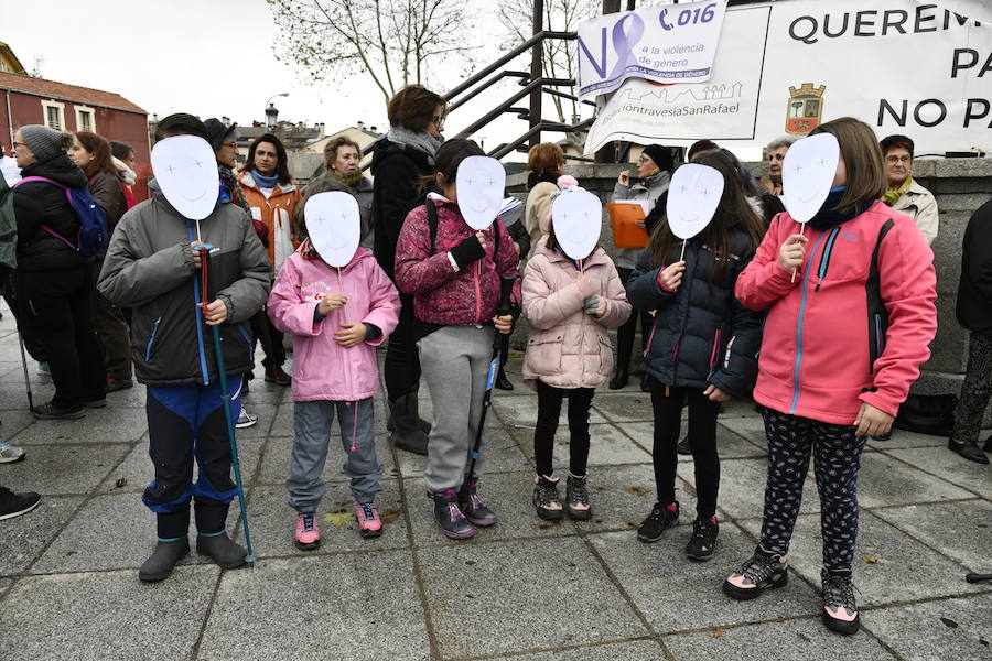 Fotos: Actos contra la violencia de género en El Espinar