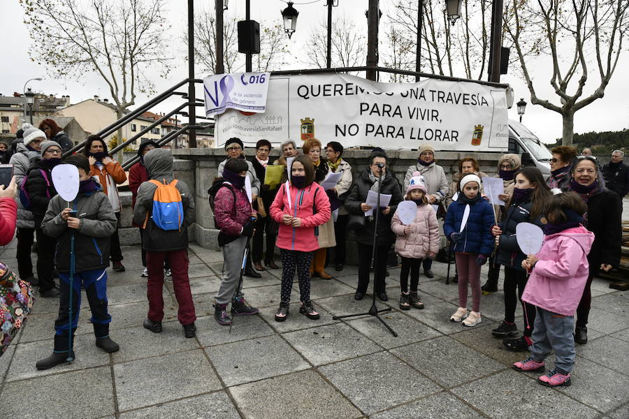 Fotos: Actos contra la violencia de género en El Espinar