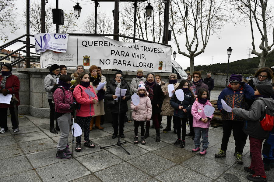 Fotos: Actos contra la violencia de género en El Espinar