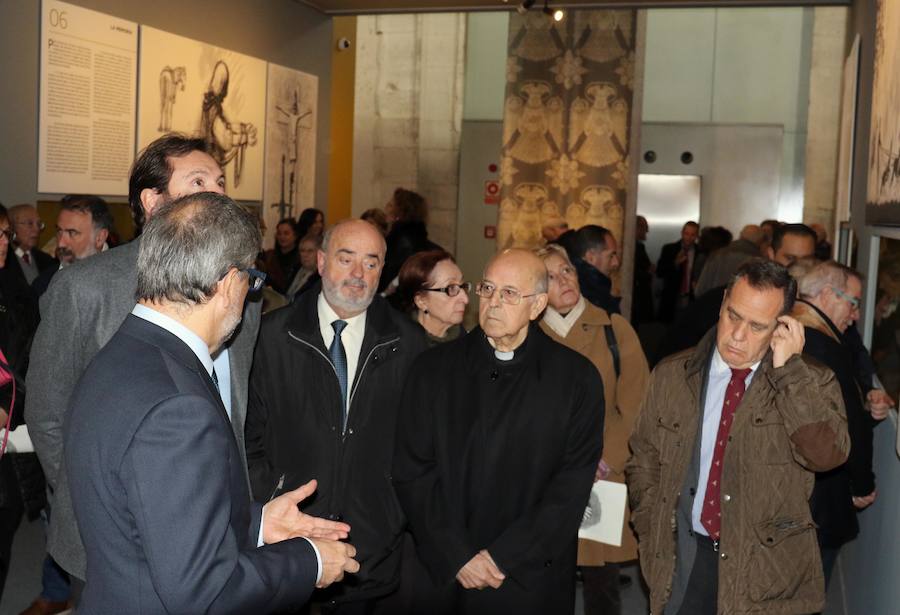 El Archivo Municipal recorre a través de 27 piezas los hitos históricos del conde con el propósito de hacer más conocida su biografía y el contexto político, social y religioso en el que se desenvolvió. 