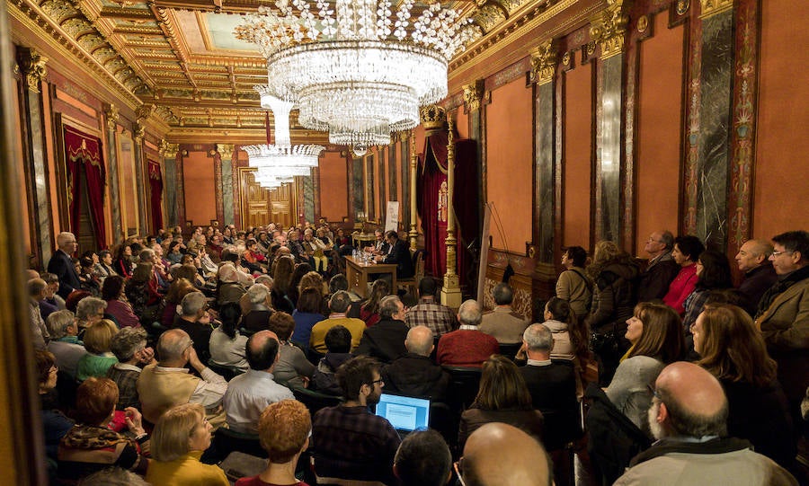 Fotos: Aula de Cultura con Peridis