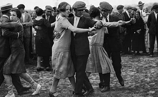 Expresiones de otro tiempo: pagar la cantarada