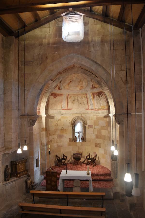 Fotos: Iglesia de Revilla de Santullán