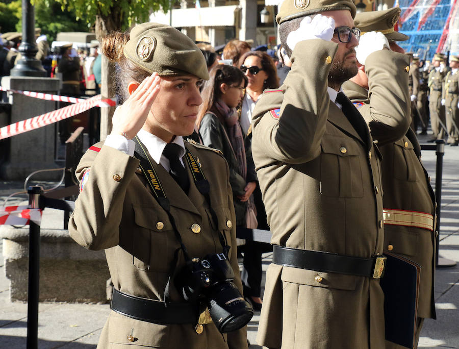 Fotos: Jura de Bandera en la Plaza Mayor de Segovia