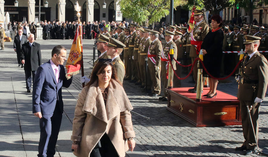 Fotos: Jura de Bandera en la Plaza Mayor de Segovia