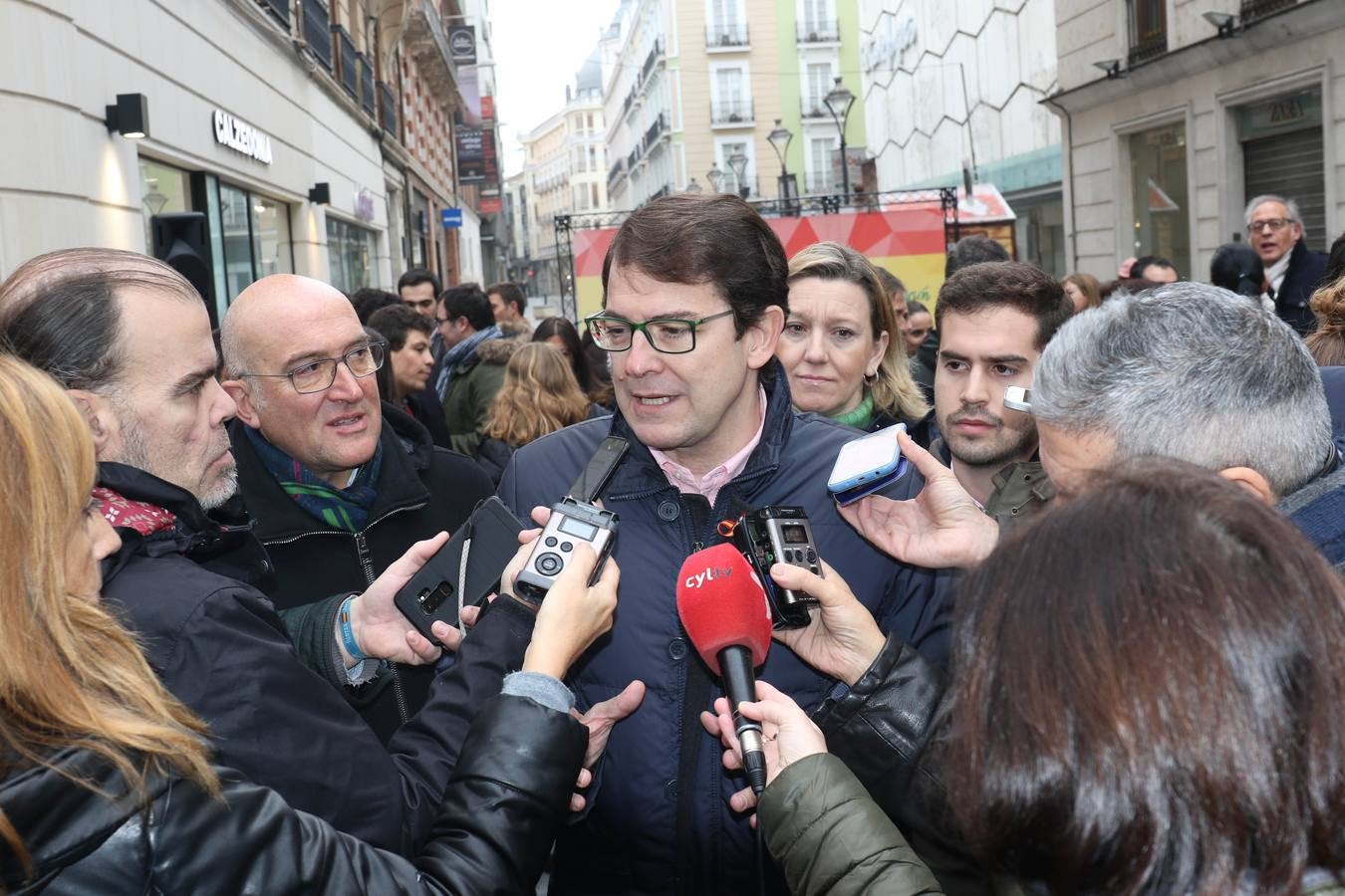El presidente autonómico del PP y candidato a la Presidencia de la Junta, Alfonso Fernández Mañueco, aboga por un proyecto «de ilusión y futuro» para la ciudad