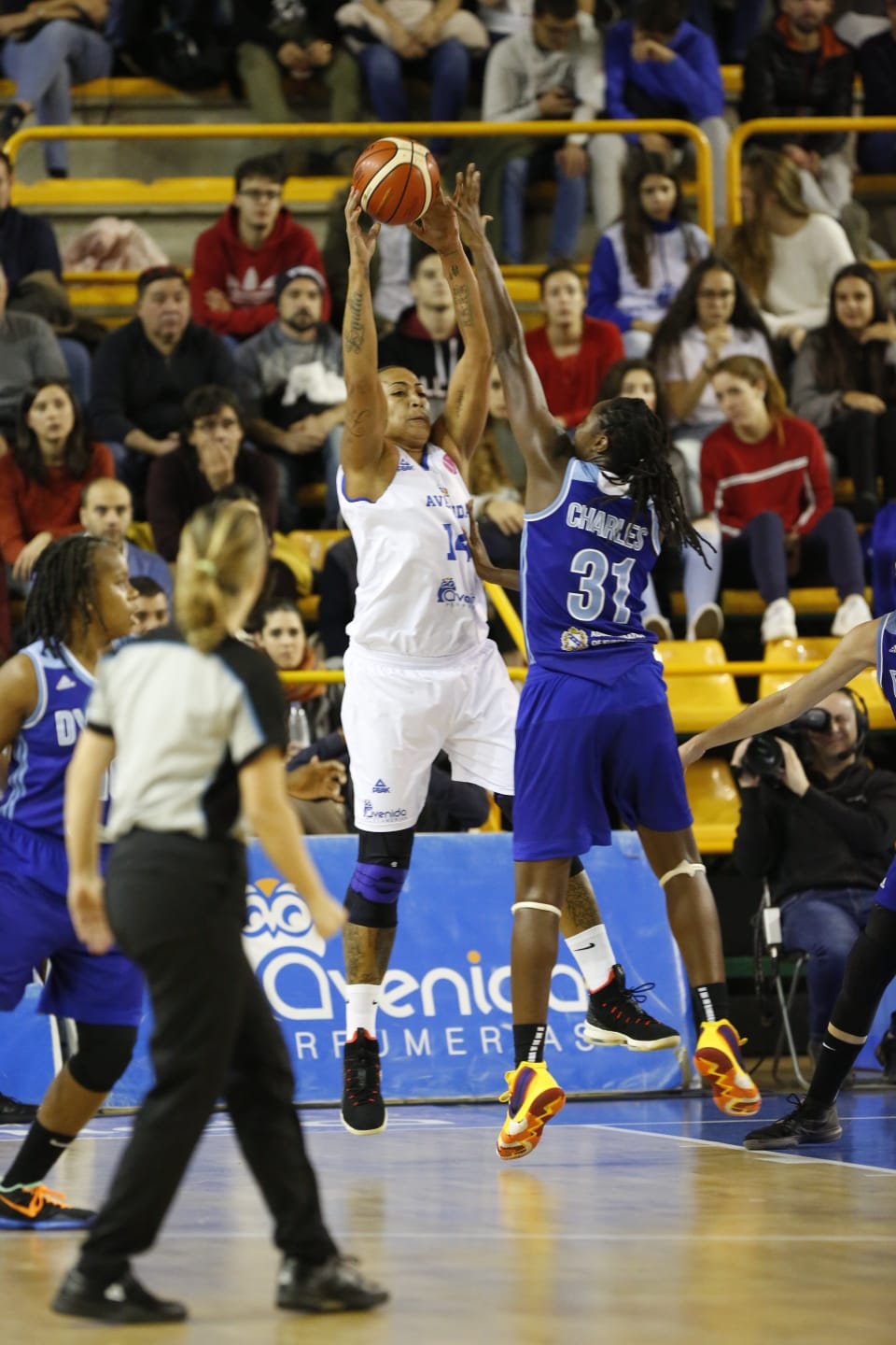 Fotos: CB Avenida - Dynamo de Kursk